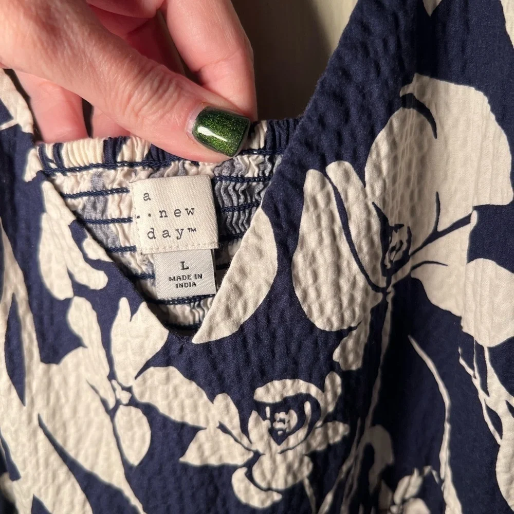 a new day Seersucker Maxi Navy and White Floral Dress Cotton Blend